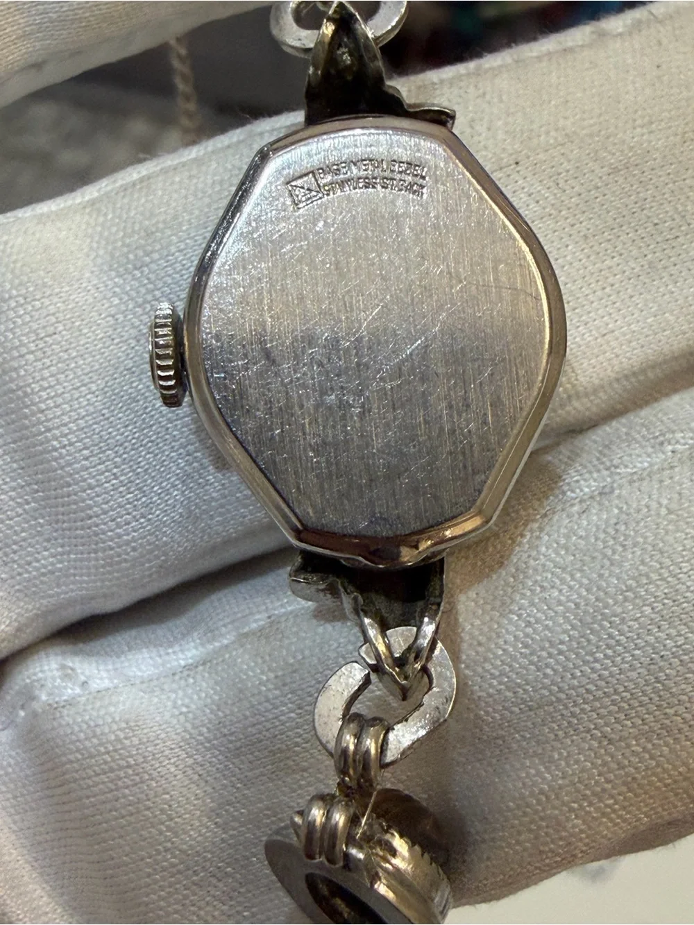 Vintage Helbros Scarab Bracelet Watch Ladies 17J Manual Wind Egyptian Revival